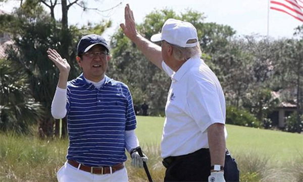  Donald Trump tham dự giải đấu golf châu Á