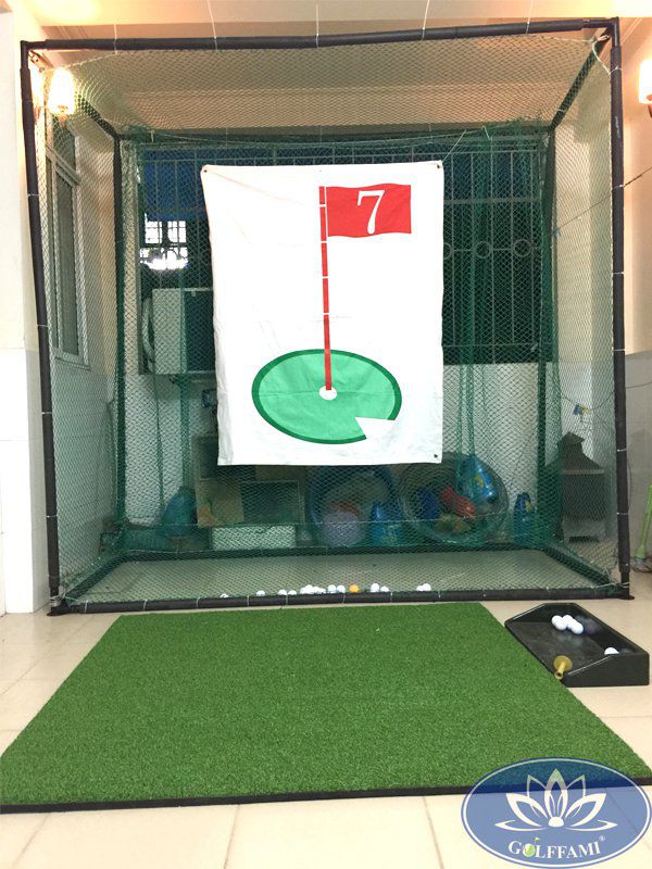 Lắp đặt bộ khung tập golf trong nhà
