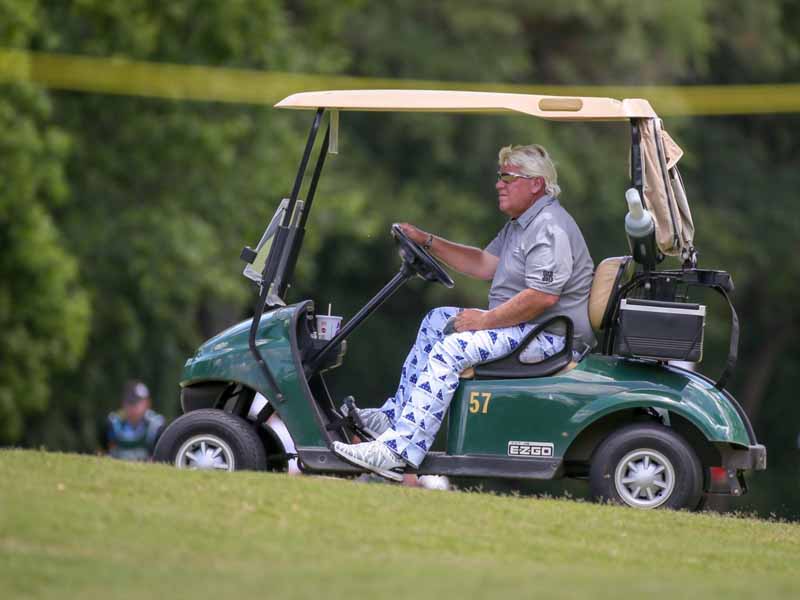 John Daly được đặc cách sử dụng xe điện tại giải PGA Championship